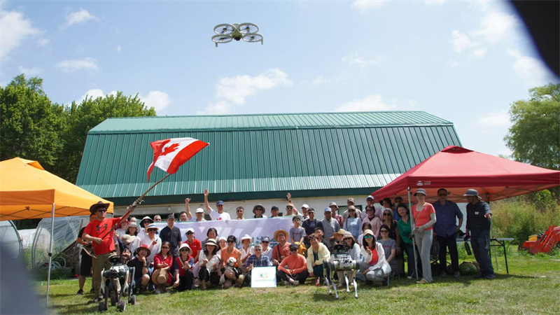  CCADC 加拿大日会员活动在汉密尔顿淡泉农场圆满举行